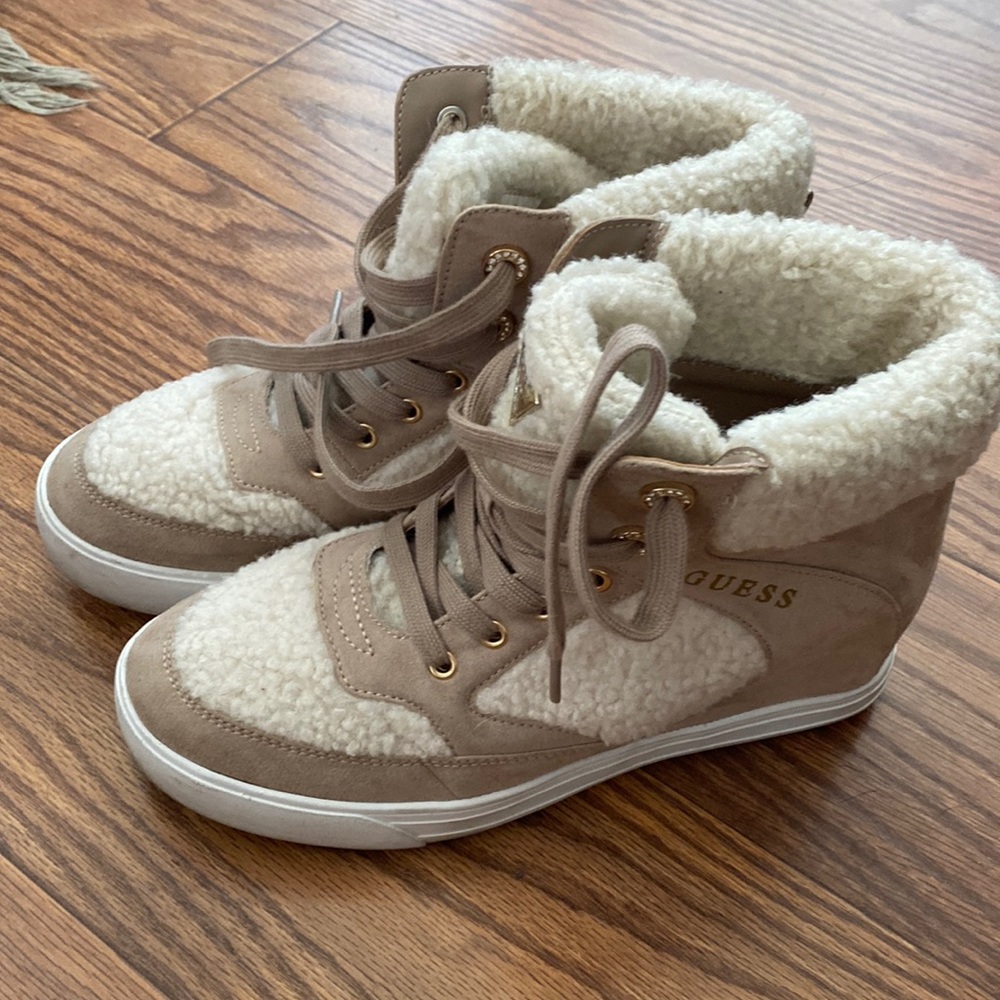 Guess High-top platform faux fur boots